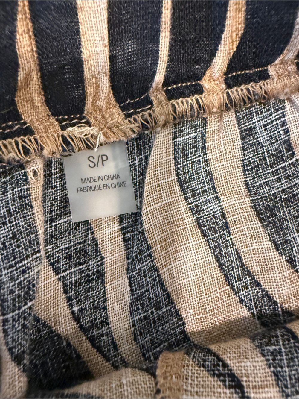 ELIE ELIE TAHARI Tiger Print 100% Linen shorts size small - Picture 3 of 16